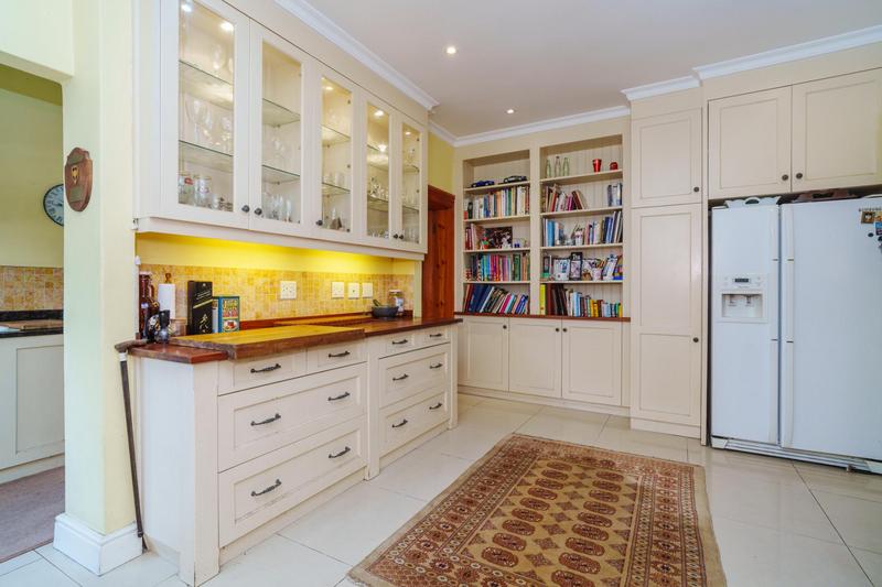 8 Bedroom Property for Sale in Claremont Western Cape